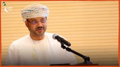 وزير الخارجية العماني يؤكد أن بلاده لن تدخل في اتفاقية التطبيع مع الاحتلال